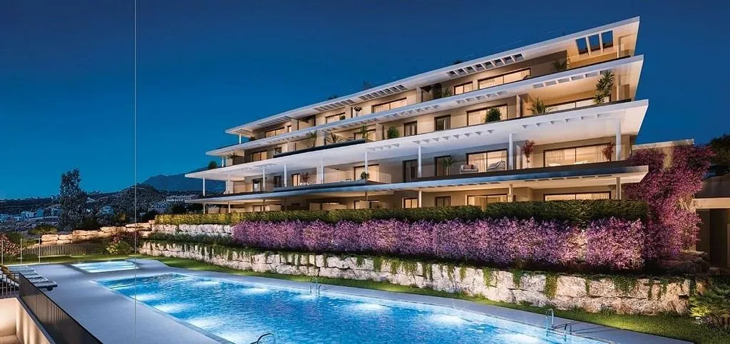 Bassein - Modern Apartment with Pool in Estepona