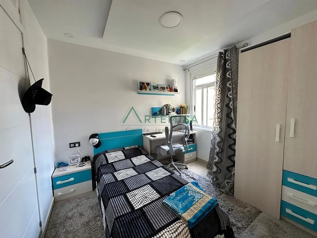 Camere da letto - Reformed Flat with Heating in Caranza, Ferrol
