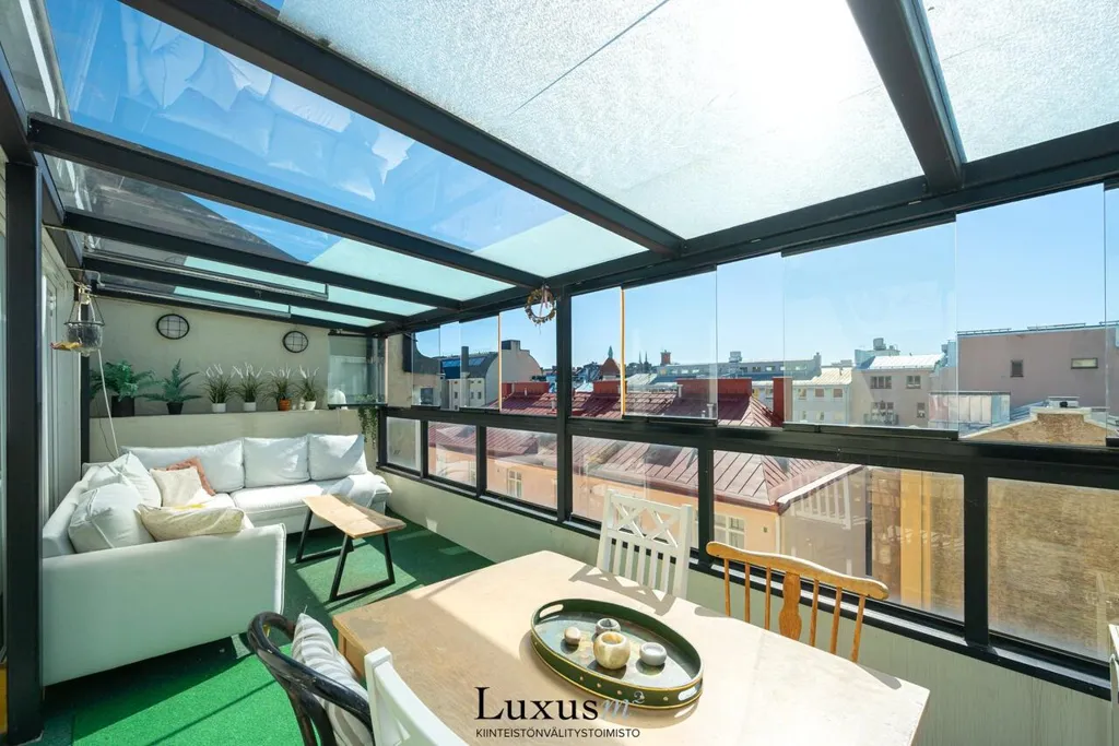 Terrasse - Architectural Penthouse with Rooftop Terrace in Helsinki