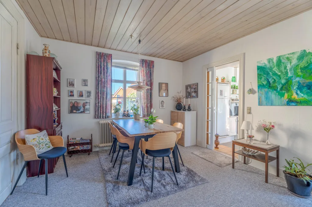Sala da pranzo - Villa with Two Apartments in Assens