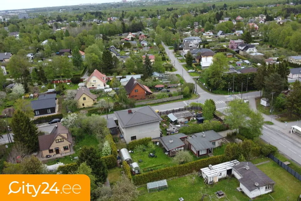Vista aerea - Semi-Constructed House with Strong Construction in Quiet Area