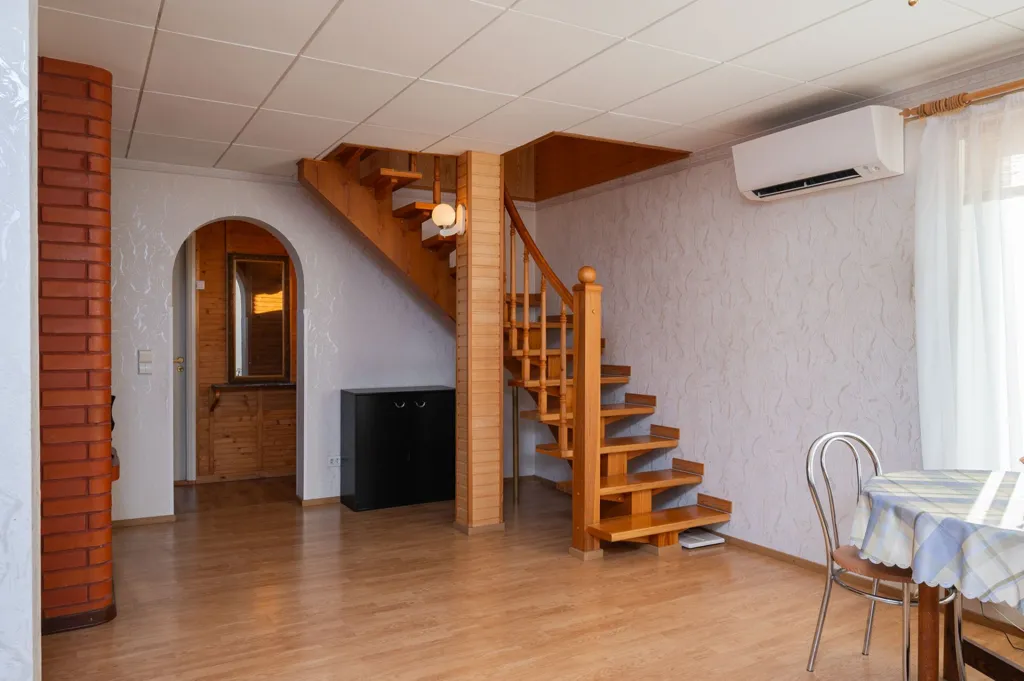Dining Room - Renovated House with Sauna in Mustvee
