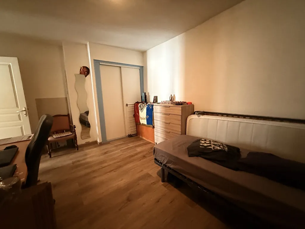 Chambres - Appartement Meublé avec Parking à Carcassonne Centre