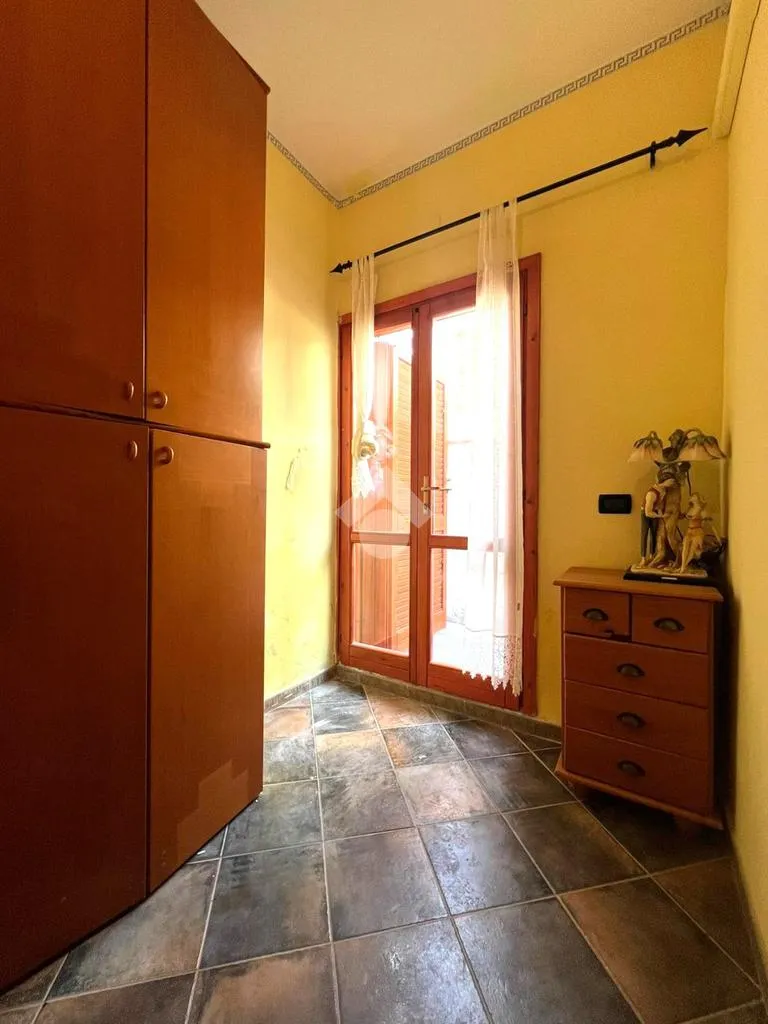 Entrée - Three-Bedroom Apartment with Private Garden in Cuglieri