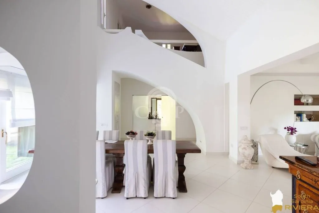 Salle à manger - Villa with Garden in Is Morus, Pula