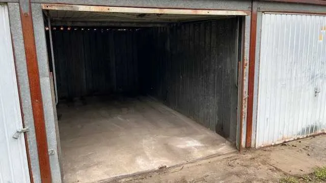 Garage - Garage à Louer à Hamme