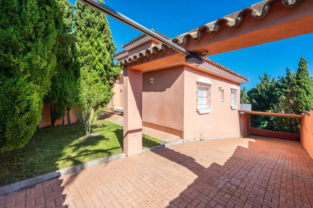 Terrace - Andalusian Villa with Pool in Sotogrande