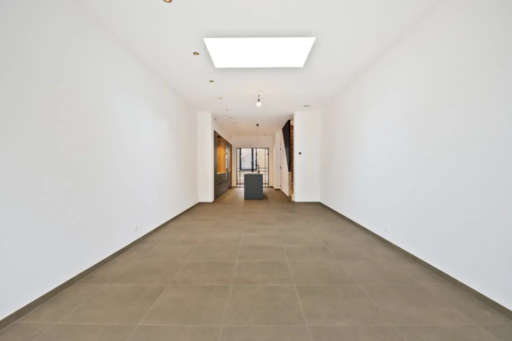 Esik - Renovated House with South-Facing Garden in Kessel-Lo