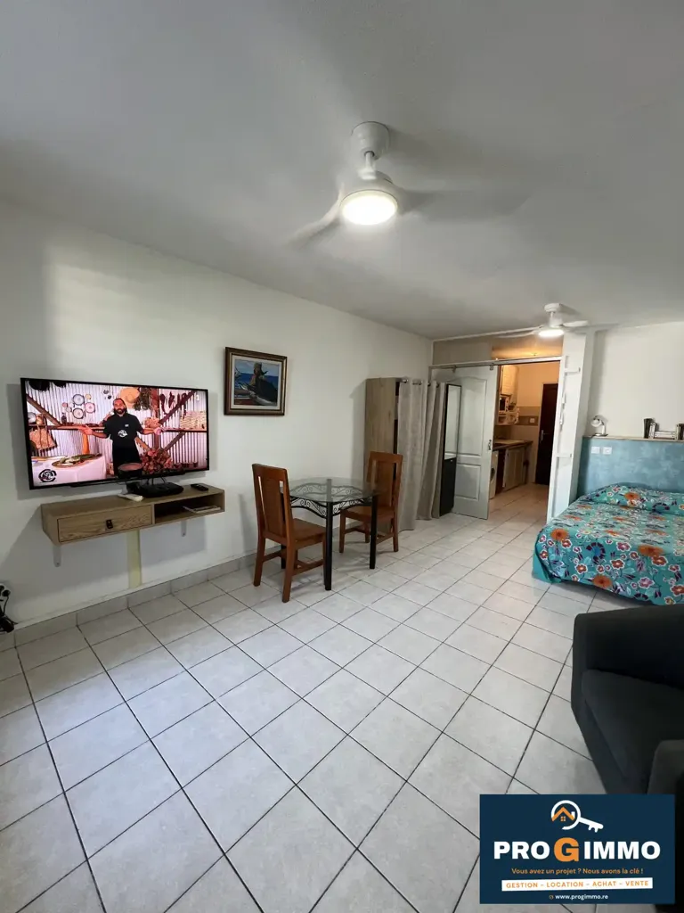 Elutuba - Studio with Terrace and Parking in Saint-Gilles