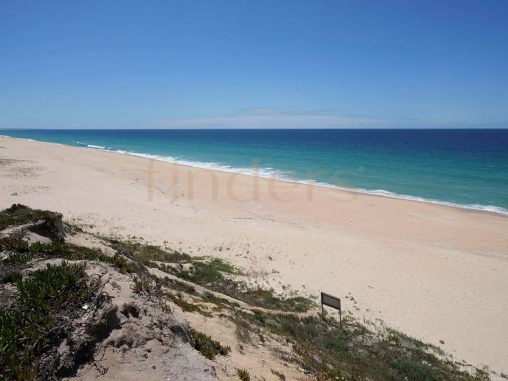 Jardin - Development Land with Approved PIP in Melides