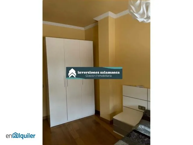 Chambres - Ample Flat with Balcony in City Centre