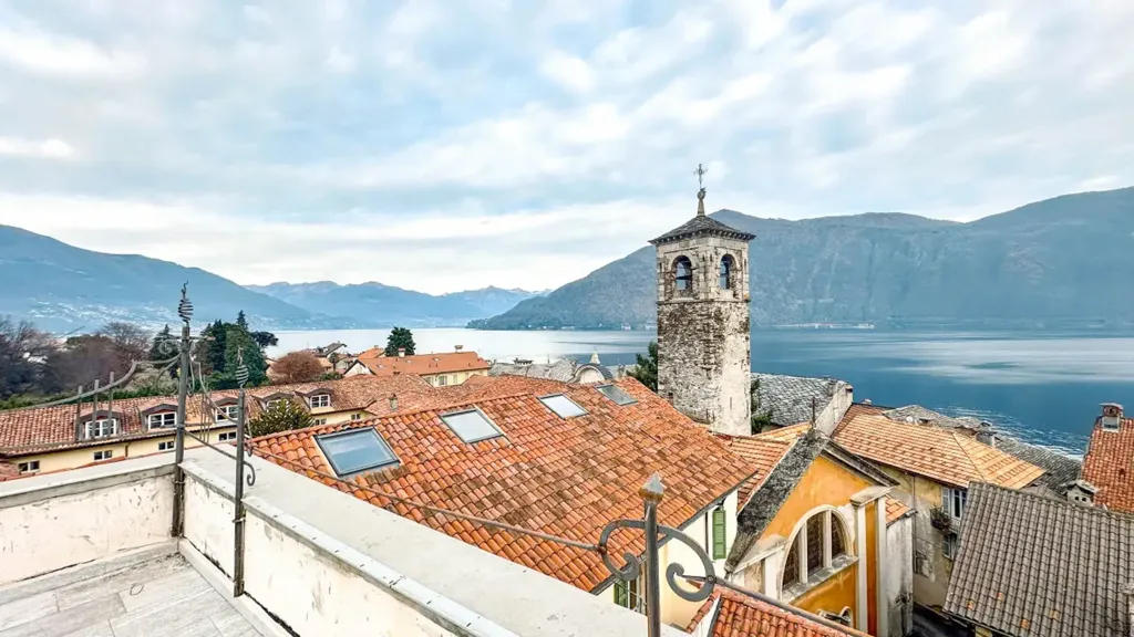 Terrass - Rustic Monastery Apartment with Lake View in Cannobio