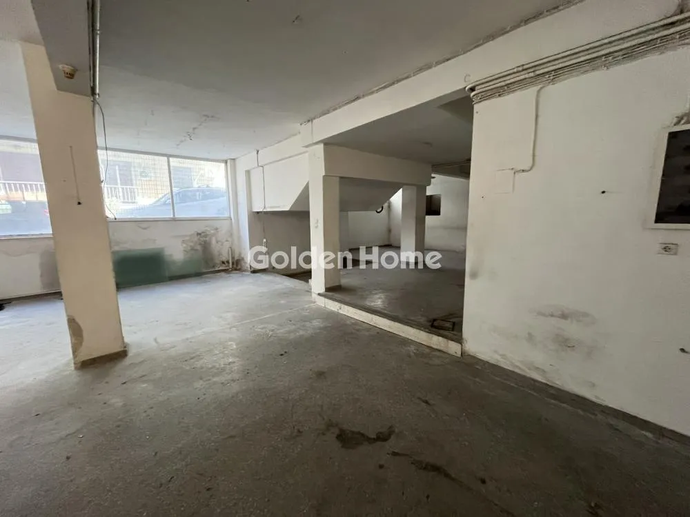 Garaaž - Commercial Space with Loft Potential in Piraeus