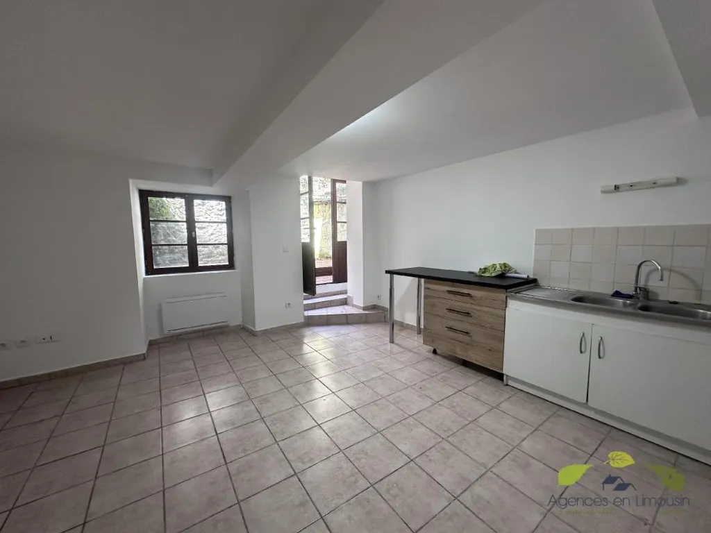 Cuisine - Appartement en RDC avec Terrasse Sud à St Leonard de Noblat