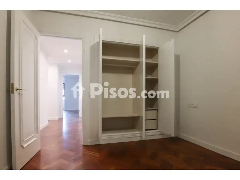 Toad - Spacious Flat with Garage in Oviedo Centre