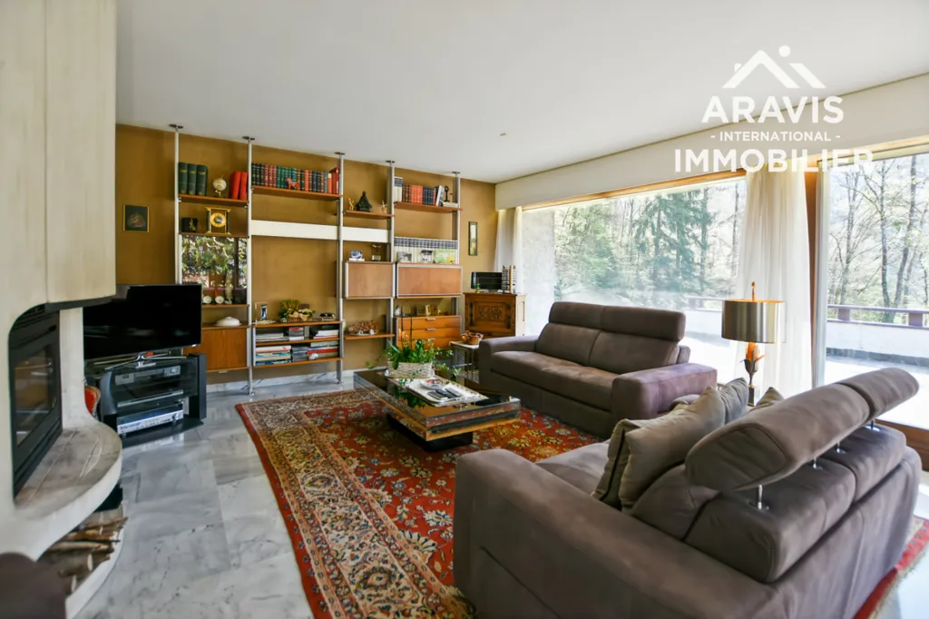 Séjour - Maison de Caractère avec Vue Panoramique à Cluses