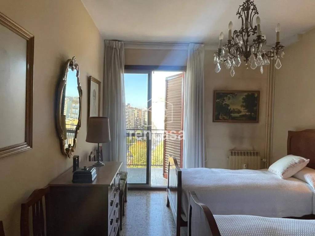 Magamistoad - Spacious Flat with Terrace in Lleida Centre