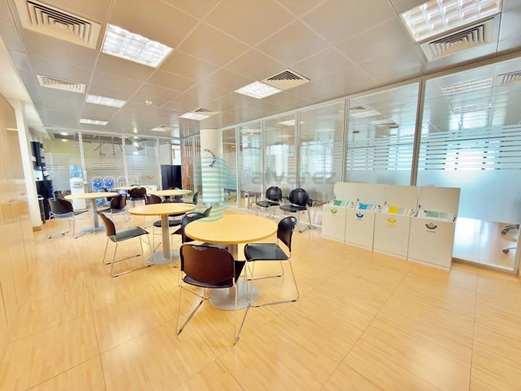 Office - Office with Air Conditioning in Campo Grande, Lisbon