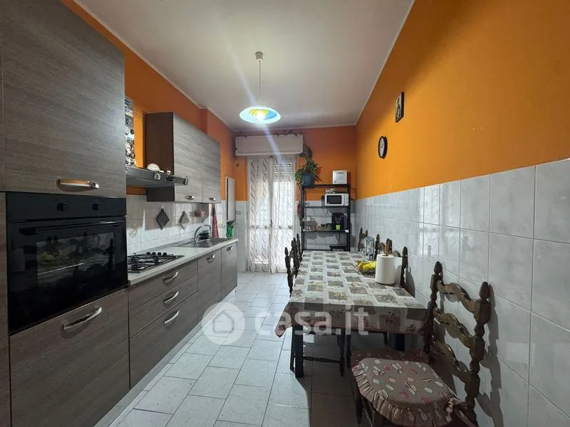 Cuisine - Trilocale with Balcony in Vercelli