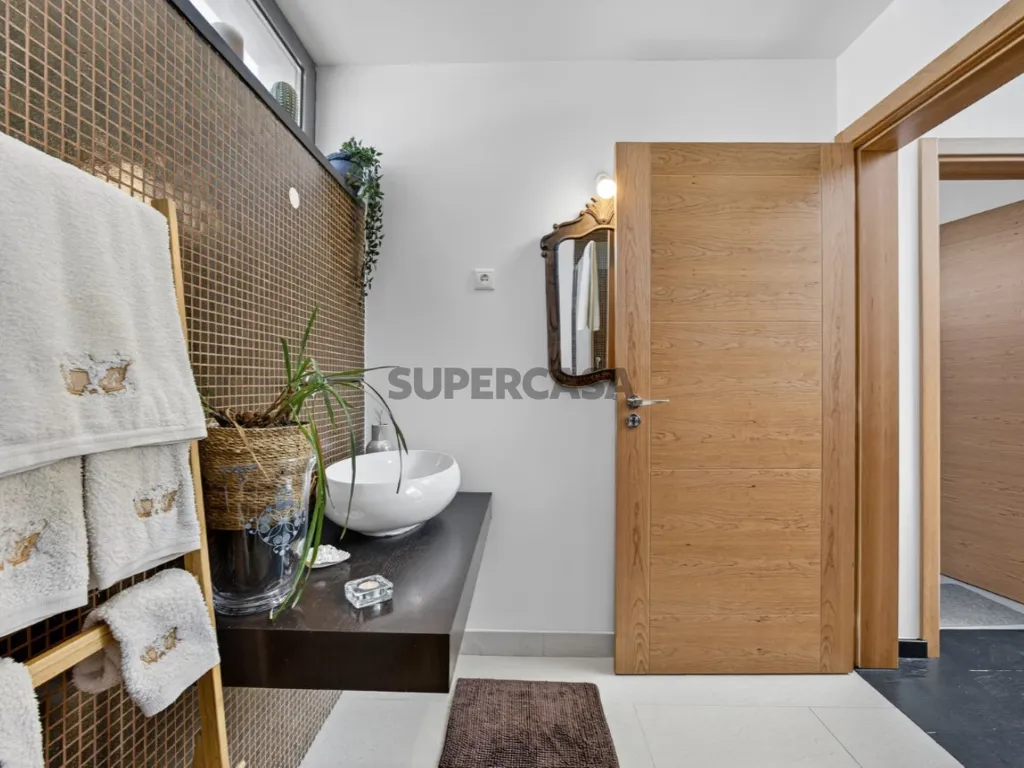 Badezimmer - Modern Villa with Industrial Design in Assafora