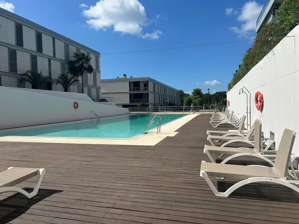Bassein - Apartment with Pool and Terrace in La Duquesa