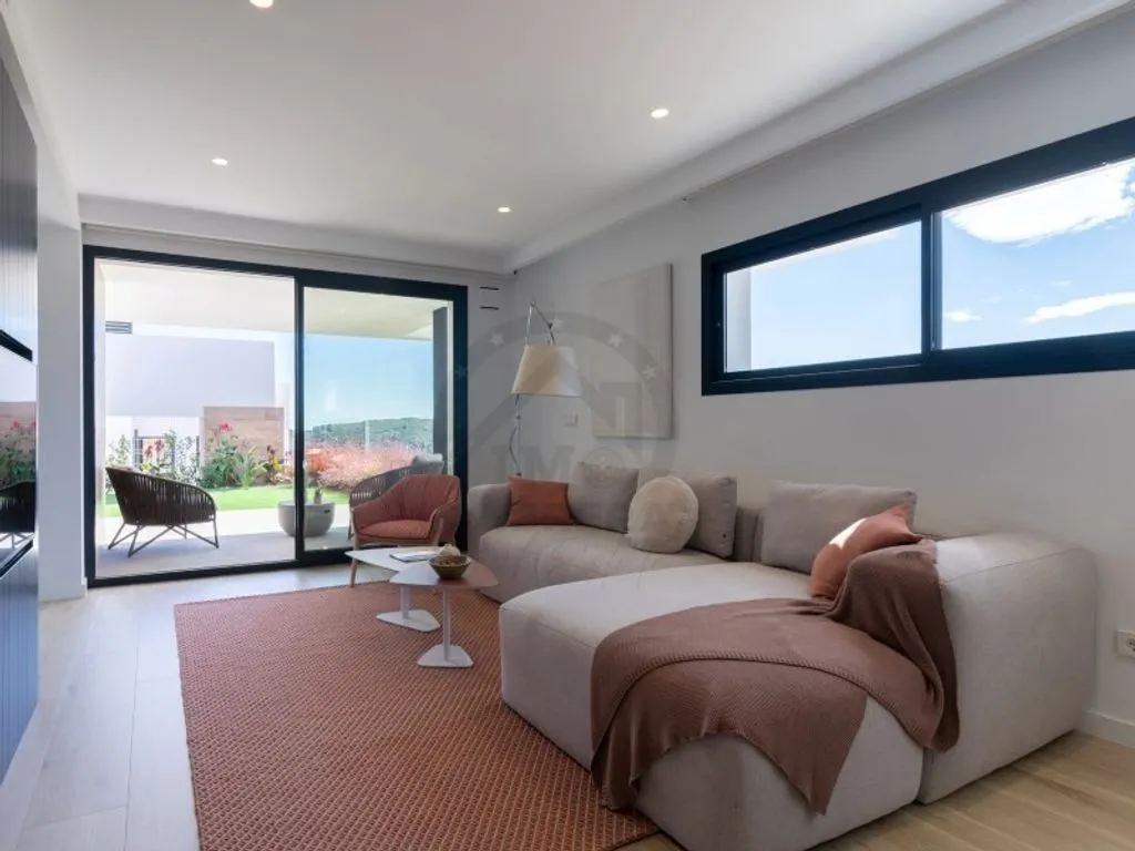Elutuba - Contemporary Apartment with Private Garden in Benitachell