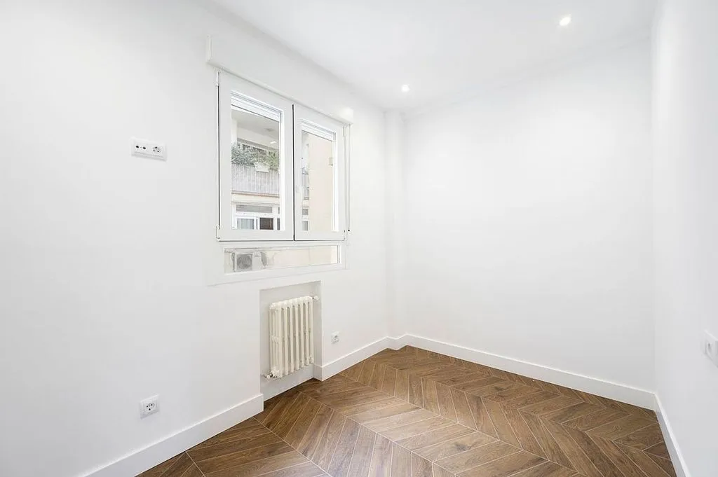 Pièces - Reformed Flat with Terrace in Bernabéu, Madrid