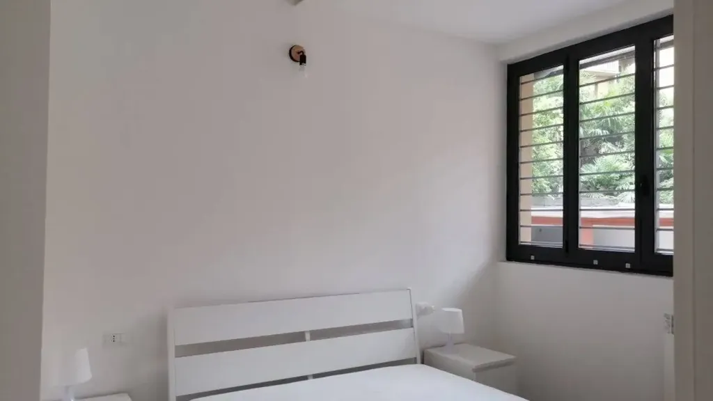 Chambres - Rented Duplex in Industrial Complex, Milan
