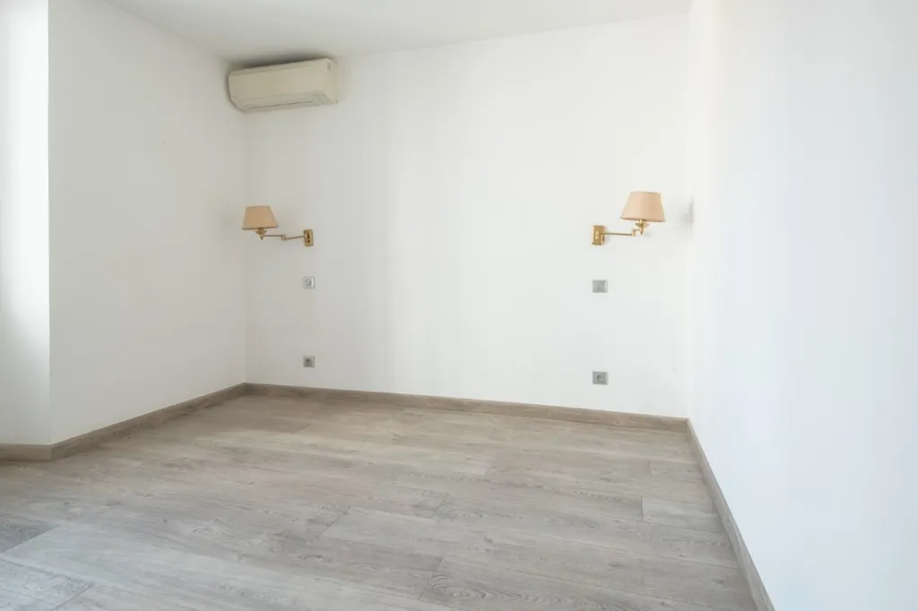 Stanze - Apartment with Balcony in Nice Carré d'Or