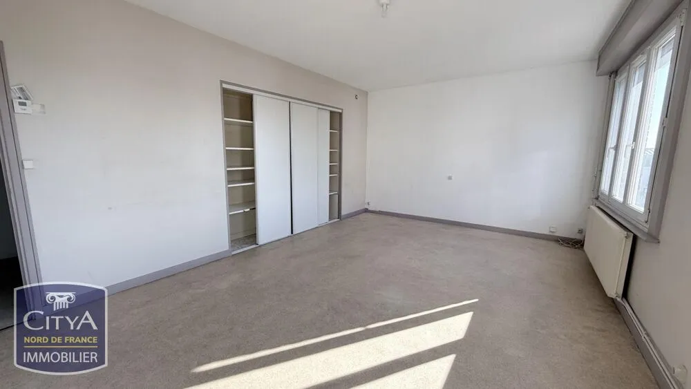 Toad - 3-Bedroom Apartment with Intercom in Lens