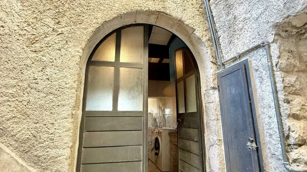 Entrée - Rustic Apartment with Panoramic View in Baschi