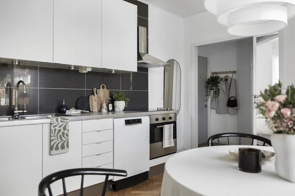 Köök - Charming 2-Bedroom with Central Location in Luleå