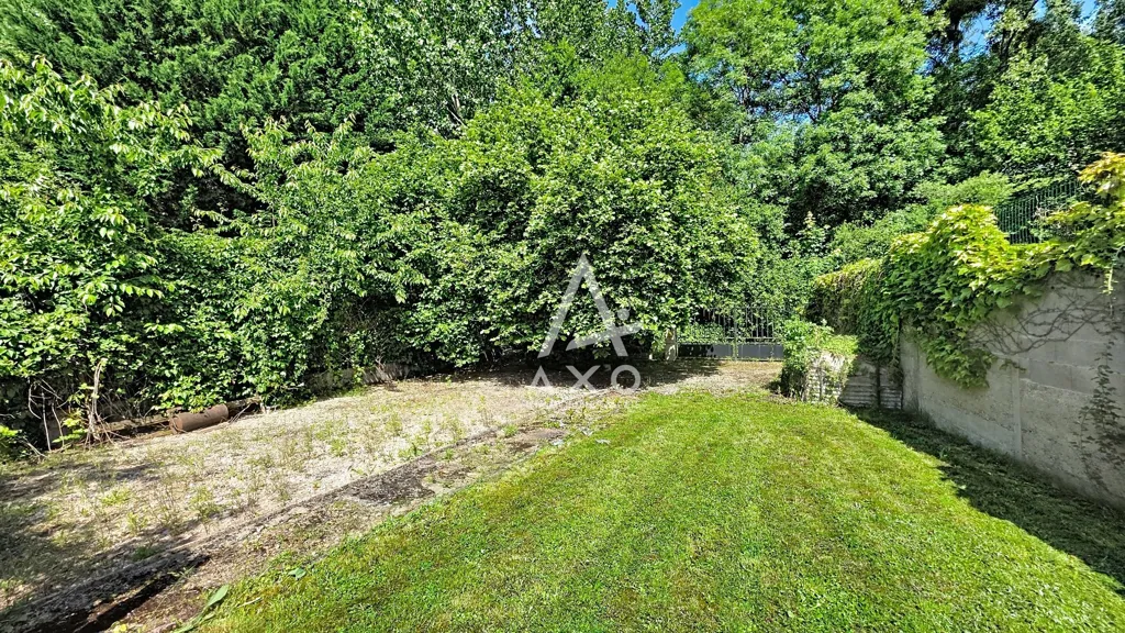 Garden - House with Garden and Balcony in Châlette-sur-Loing