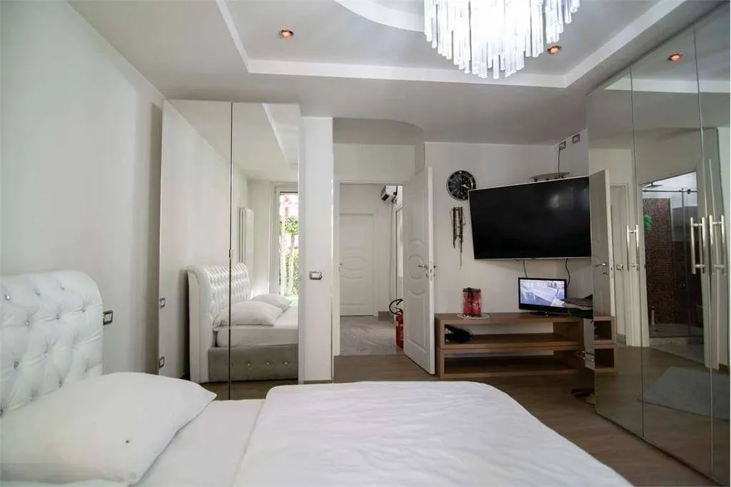 Bedrooms - Luxury Villa with Private Garden in Boltiere