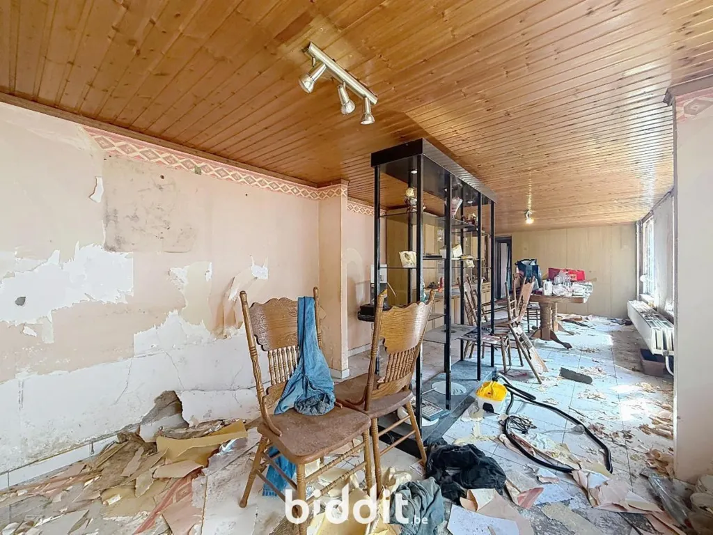 Pièces - Projet de Rénovation Urbaine avec 4 Façades