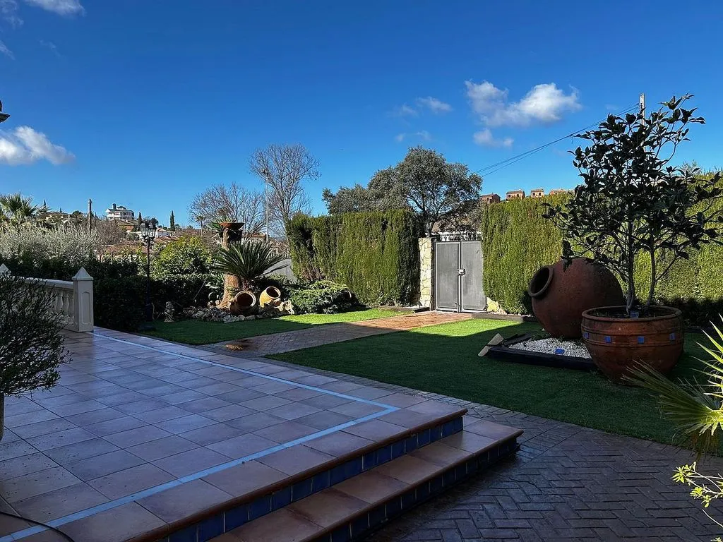 Jardin - Chalet with Pool and Terrace in Alcolea