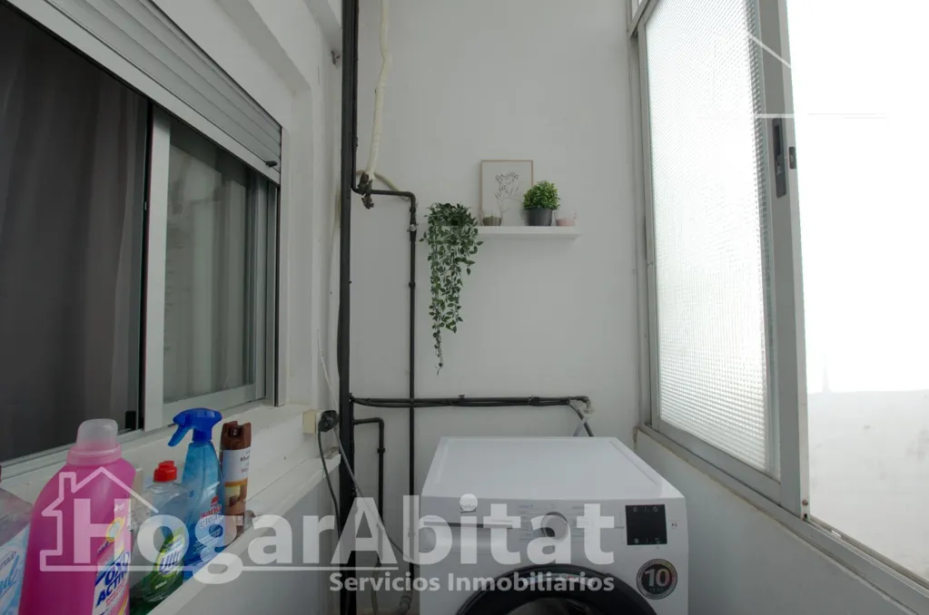 Buanderie - Reformed Apartment with Balcony near Cullera Centre