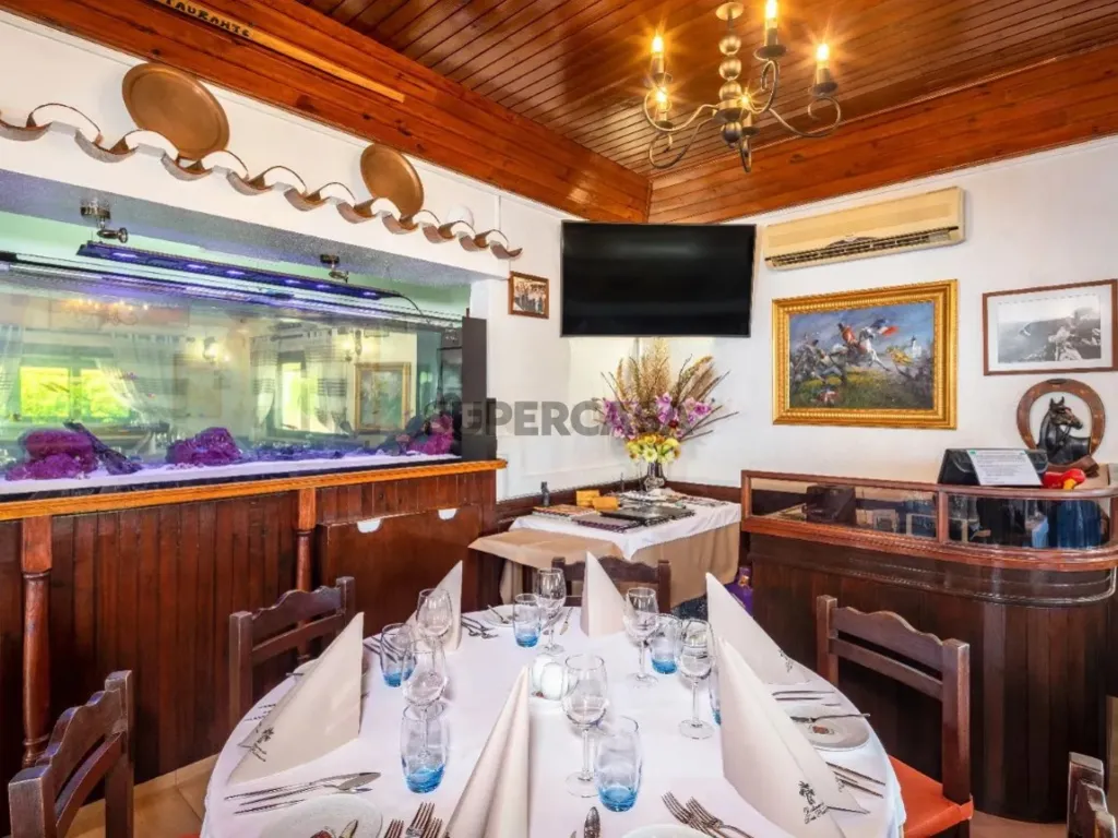 Salle à manger - Luxury House with Restaurant in Albufeira