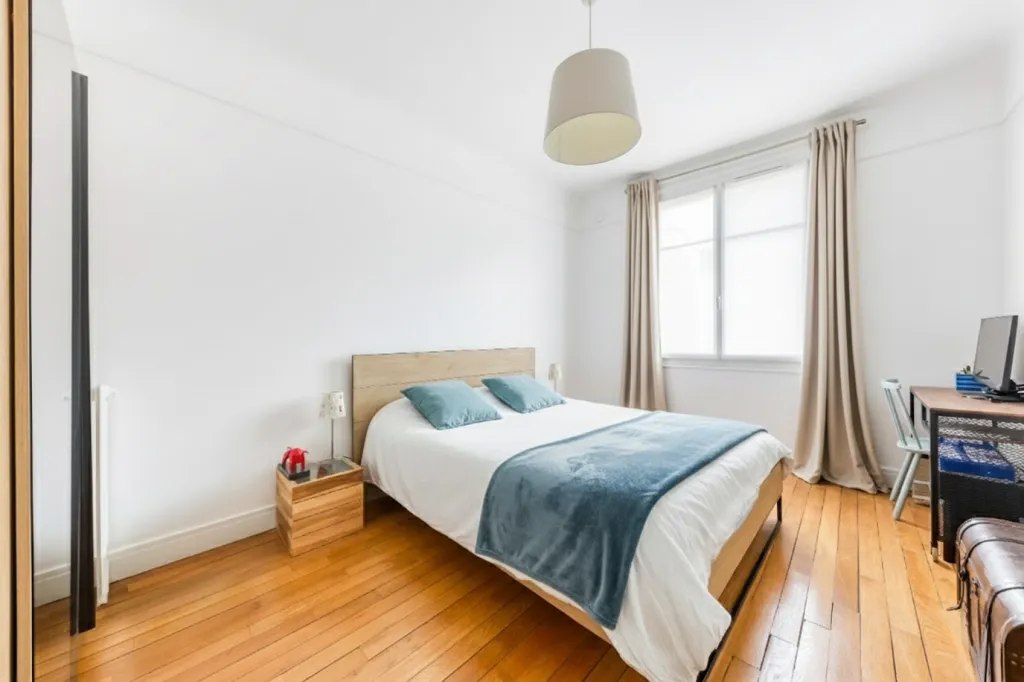 Chambres - Appartement traversant avec vue dégagée à Montrouge