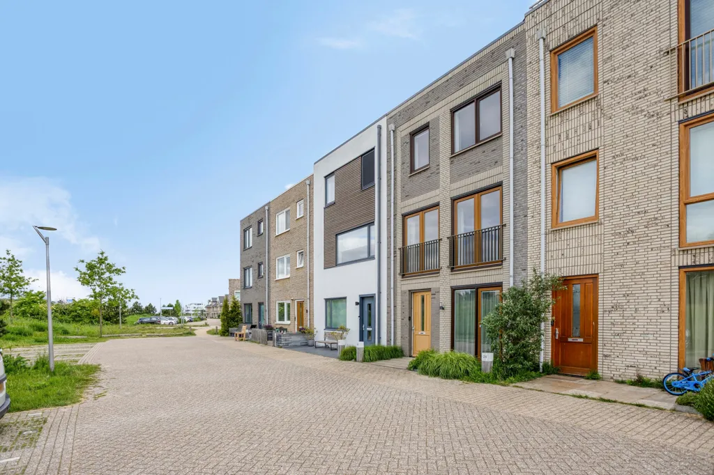 Välivaade - Penthouse with Balcony in Almere