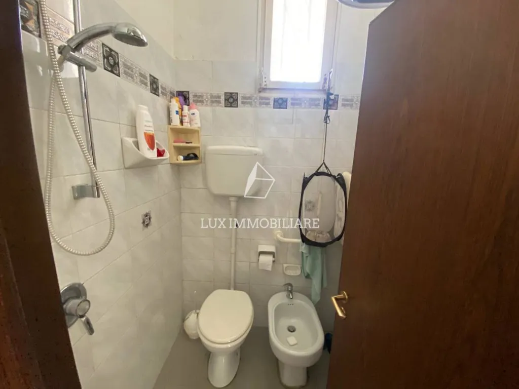 Bathrooms - Studio Apartment with Sea View in Ravenna