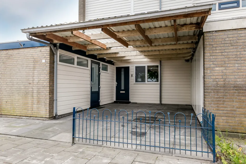 Extérieur - Modern Corner House with Solar Panels in Atolwijk
