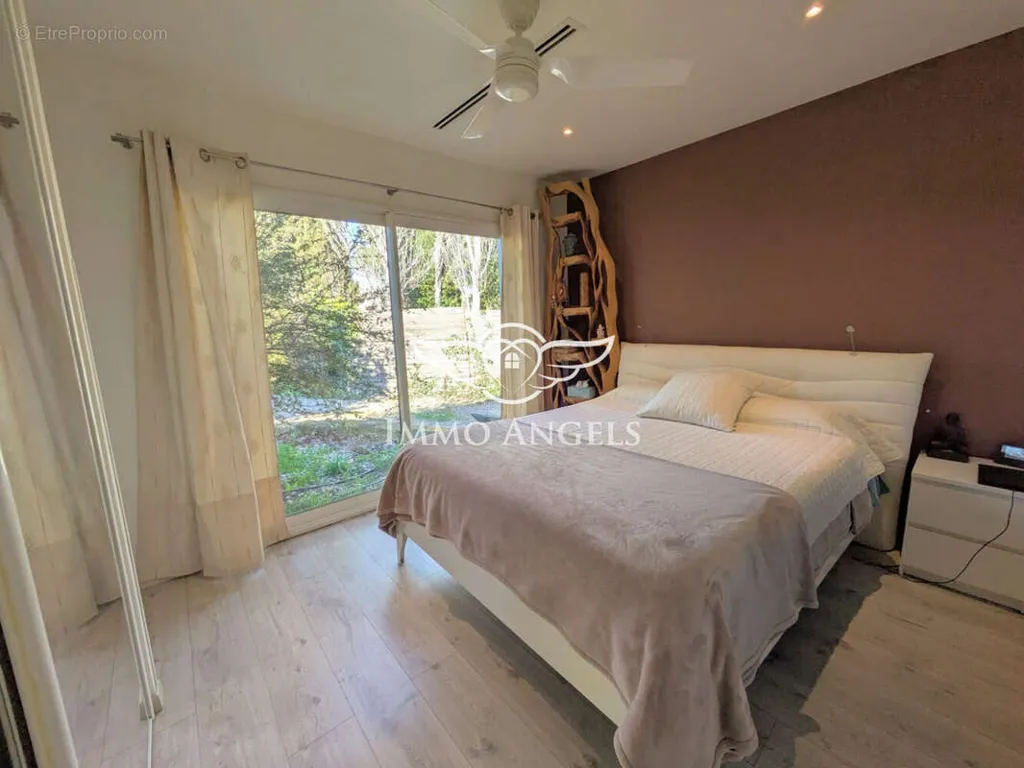 Chambres - Villa avec Piscine et Jardin à Béziers