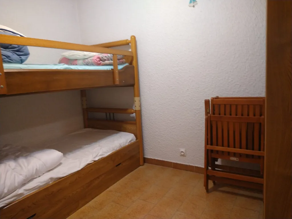 Magamistoad - Furnished Flat with Sea View on 3rd Floor