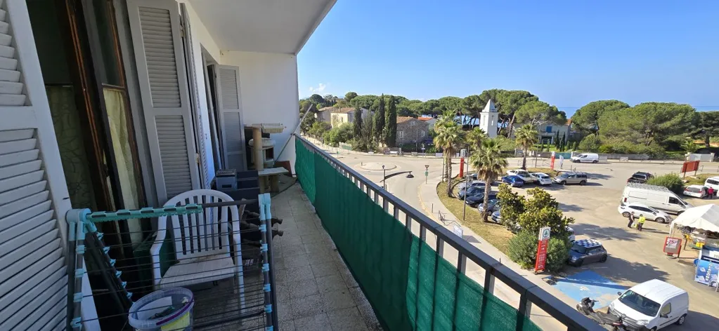 Balcon - Appartement avec vue mer et terrasse à Coggia
