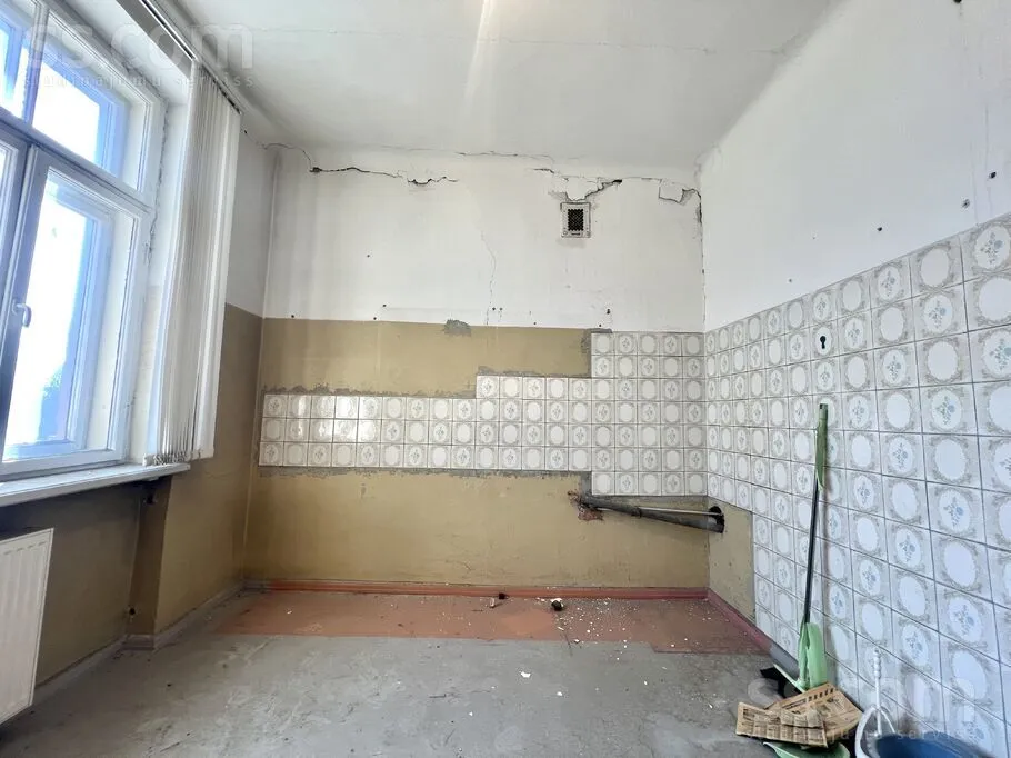 Pièces - Spacious Two-Bedroom Flat in Liepāja Centre