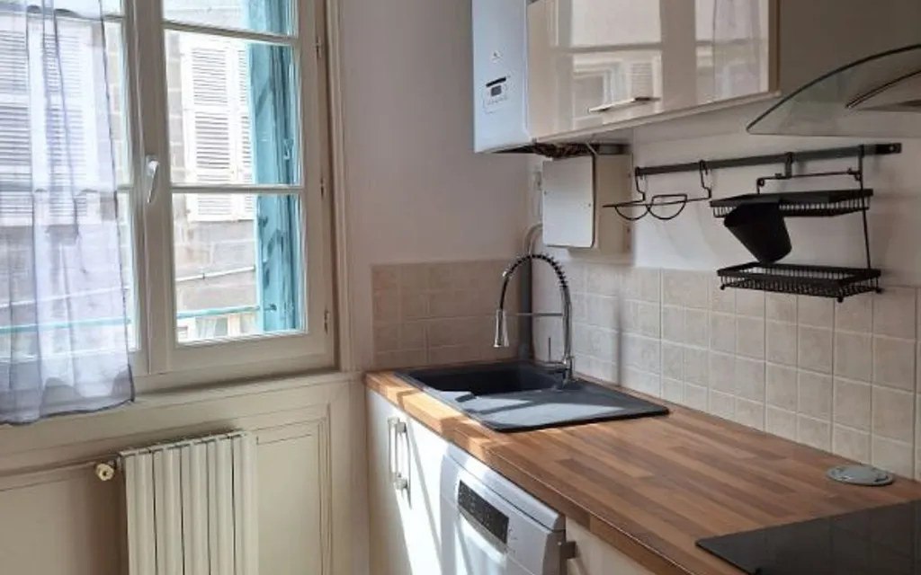 Cucina - City Centre T2 with Courtyard View in Limoges
