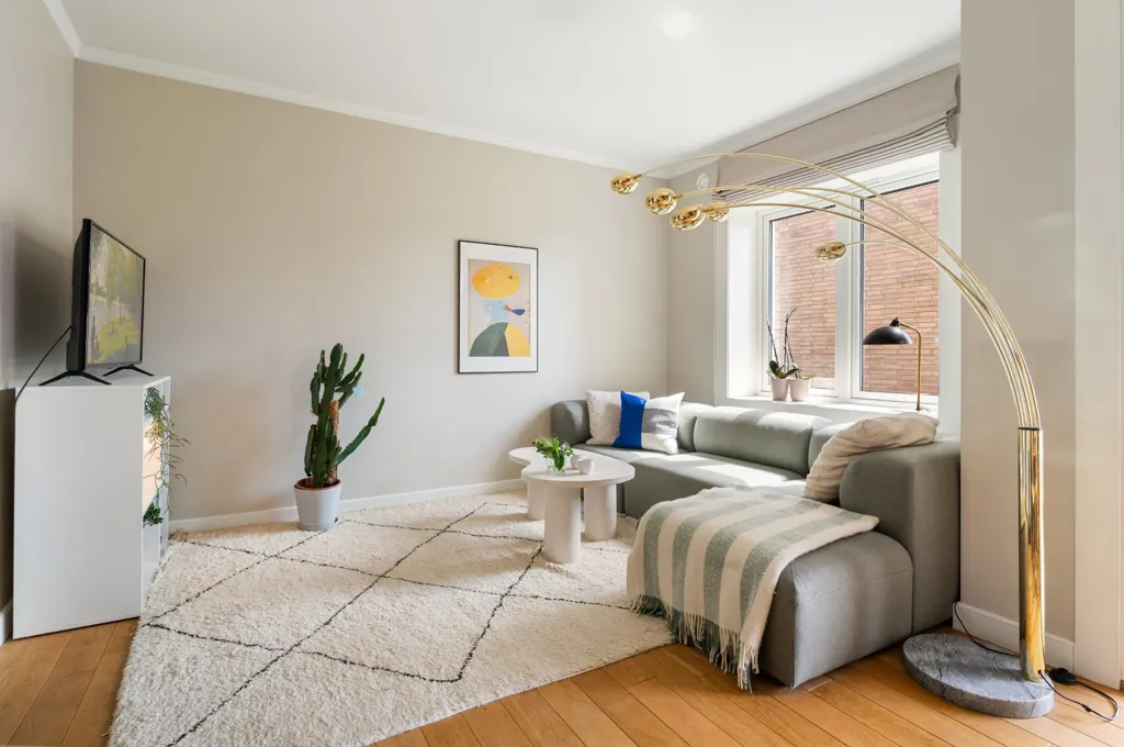 Elutuba - 3-Bed Apartment with South-Facing Balcony in Lille Ekeberg