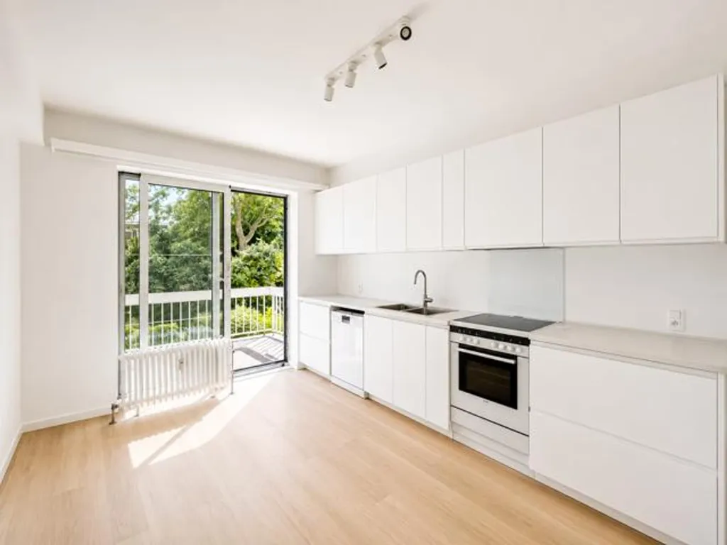 Cuisine - Appartement Rénové avec Terrasse à l'Observatoire