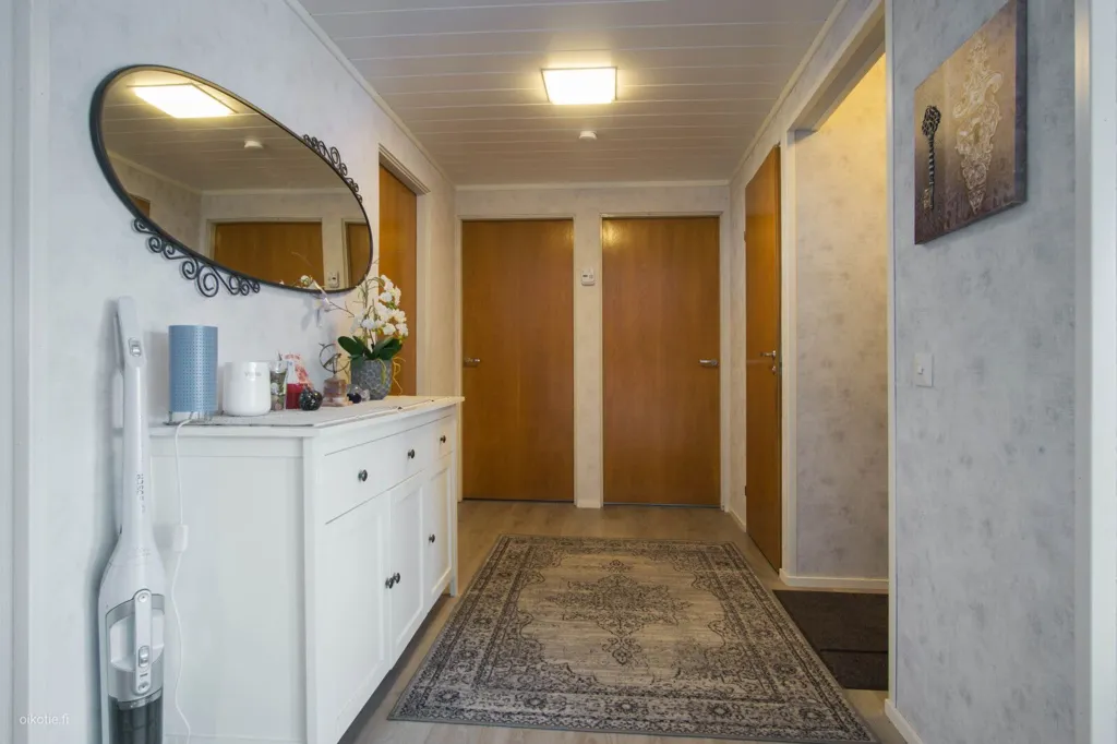 Ingresso - Renovated Detached House in Keminmaa Centre
